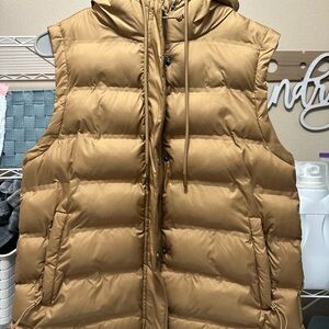 Arizona Jean Company Tan Puffer Vest